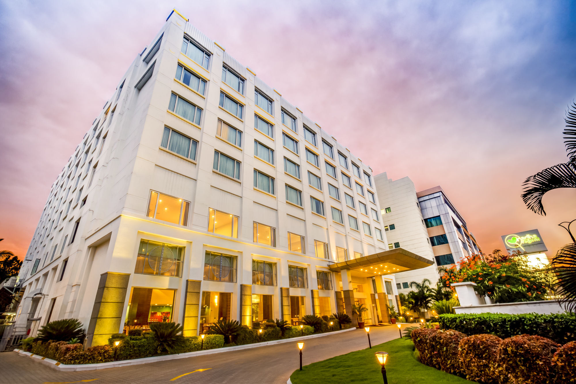 Radha Regent Electronic City Kammasandra Exterior foto